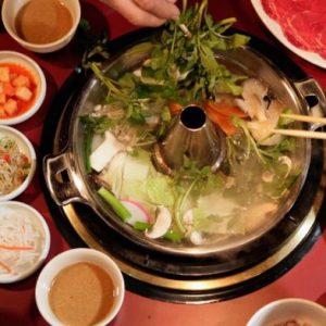 🍣 Make Some Really Difficult Japanese Food Decisions and We’ll Reveal Your Biggest Pet Peeve Shabu-shabu (hot pot with thinly sliced beef, vegetables, and tofu)