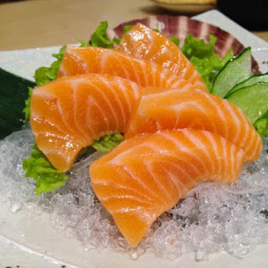 🍣 Make Some Really Difficult Japanese Food Decisions and We’ll Reveal Your Biggest Pet Peeve Sake (salmon)