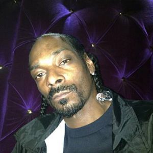 Rap Name Generator Drop It Like It\'s Hot - Snoop Dogg featuring Pharrell