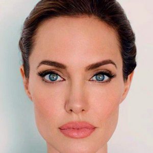 Pick Makeup Looks to Know What Your Engagement Ring Loo… Quiz Angelina Jolie