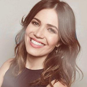 Pick Female Celebs & I'll Give You A Cute Puppy To Adopt Quiz Mandy Moore