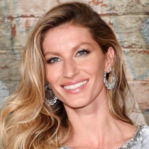 Pick Female Celebs & I'll Give You A Cute Puppy To Adopt Quiz Gisele Bündchen