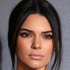 Pick Female Celebs & I'll Give You A Cute Puppy To Adopt Quiz Kendall Jenner