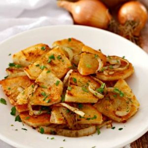 🥔 Choose Some of Your Favorite Potato Dishes and We’ll Tell You Your Best Quality Lyonnaise potatoes
