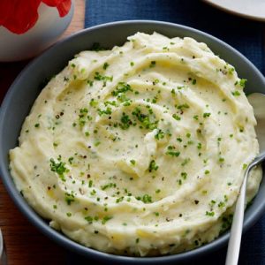 🥔 Choose Some of Your Favorite Potato Dishes and We’ll Tell You Your Best Quality Cheese and chives