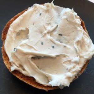 🥯 Order Your Dream Bagel and We’ll Reveal What Age You Will Live to Chive & onion