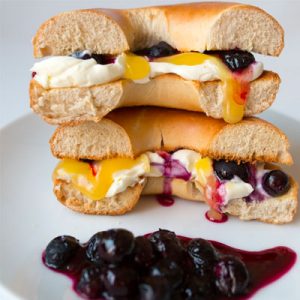 🥯 Order Your Dream Bagel and We’ll Reveal What Age You Will Live to Blueberry lemon cheesecake