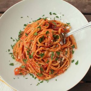Do You Actually Prefer Creamy or Spicy Food? Quiz Spicy tomato pasta