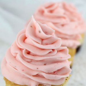 Build Lovely Cupcakes in 5 Steps to Know What People Lo… Quiz Strawberry