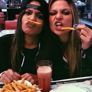 🍟 Build Your Dream French Fries and We’ll Predict the Age You Will Live to Yes, with my friends!