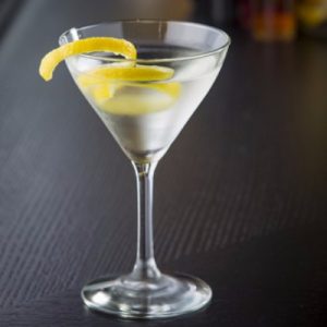 🍸 Only a Bartender Can Name More Than 12/15 of These Cocktails from Just the Ingredients Vesper Martini