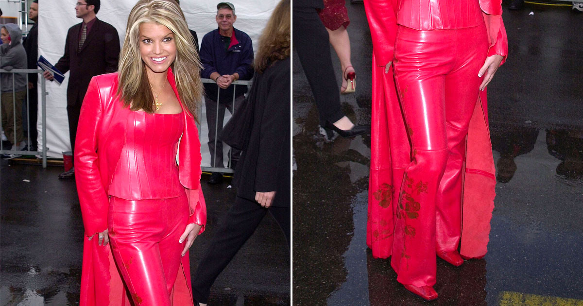 👗 Rate Some Bad Celebrity Outfits and We’ll Reveal What % Optimistic You Are 549