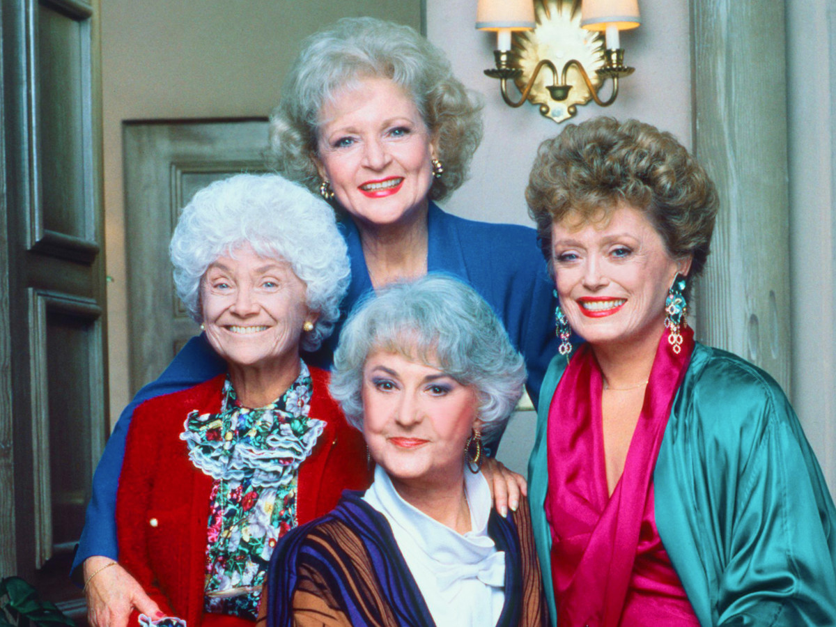 TV Show Trivia Quiz 📺: Can You Fill In The Missing Colors? 🎨 Golden Girls