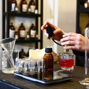 💸 Can You Waste $1 Billion In A Week? Quiz Create your own perfume