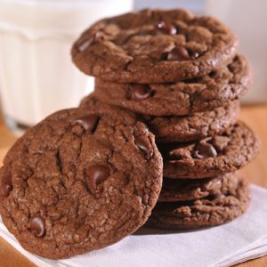 🥖 Eat Your Way Through a Bakery to Find Out What Year You Will Live to Double chocolate cookie