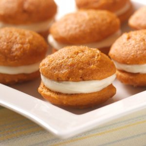 🥖 Eat Your Way Through a Bakery to Find Out What Year You Will Live to Pumpkin Whoopie pie