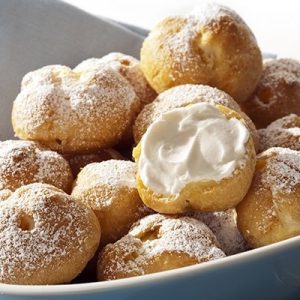 🥖 Eat Your Way Through a Bakery to Find Out What Year You Will Live to Vanilla cream puff