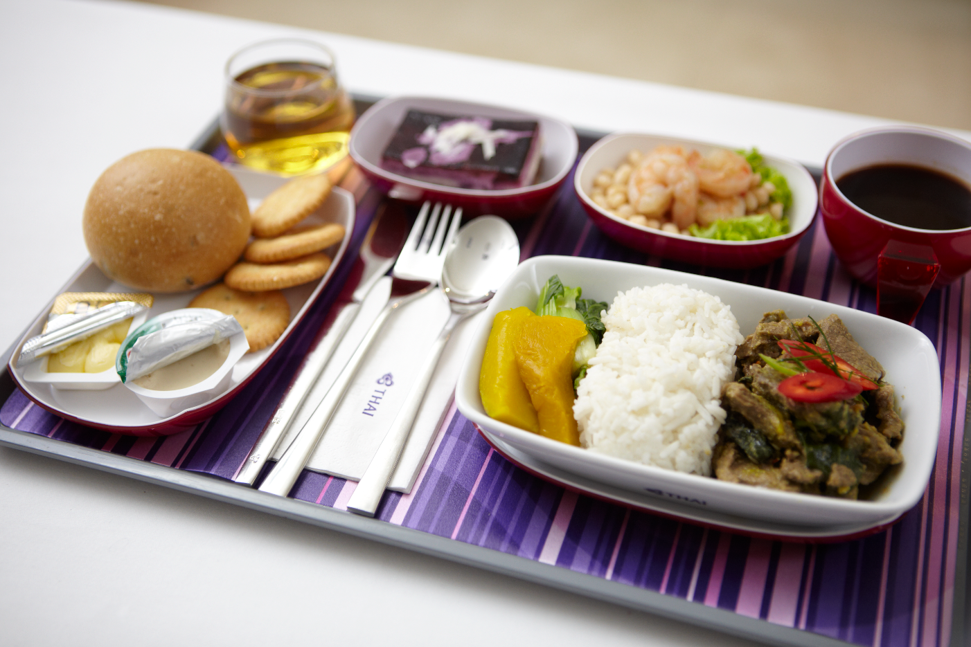Rate These ✈️ Airplane Meals and We’ll Give You Your Next Vacation Spot 324