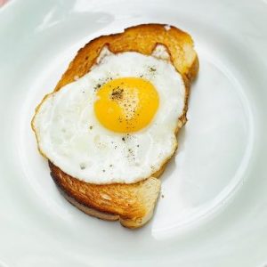 🍳 Pick Some Breakfast Foods and We’ll Reveal Your Celebrity Twin Sunny side up