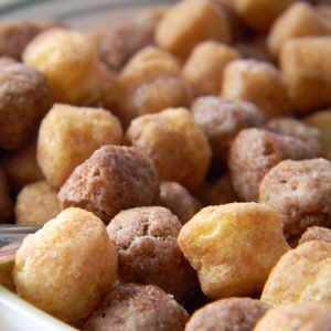 🍳 Pick Some Breakfast Foods and We’ll Reveal Your Celebrity Twin Reese\'s Puffs