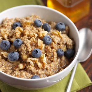 🍳 Pick Some Breakfast Foods and We’ll Reveal Your Celebrity Twin Blueberry oatmeal
