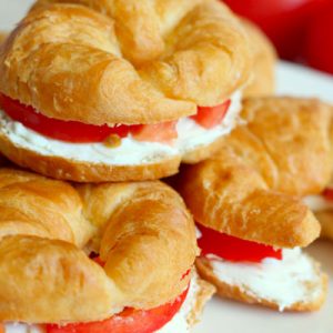 🍳 Pick Some Breakfast Foods and We’ll Reveal Your Celebrity Twin Cream cheese croissant