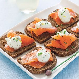 🍳 Pick Some Breakfast Foods and We’ll Reveal Your Celebrity Twin Smoked salmon on toast
