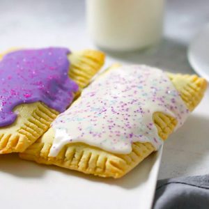 🍳 Pick Some Breakfast Foods and We’ll Reveal Your Celebrity Twin Blueberry Pop-Tart