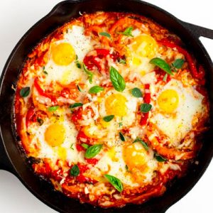 🍳 Pick Some Breakfast Foods and We’ll Reveal Your Celebrity Twin Baked eggs