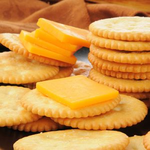 🖐 Can We Guess If You’re Left or Right-Handed? Cheese and crackers