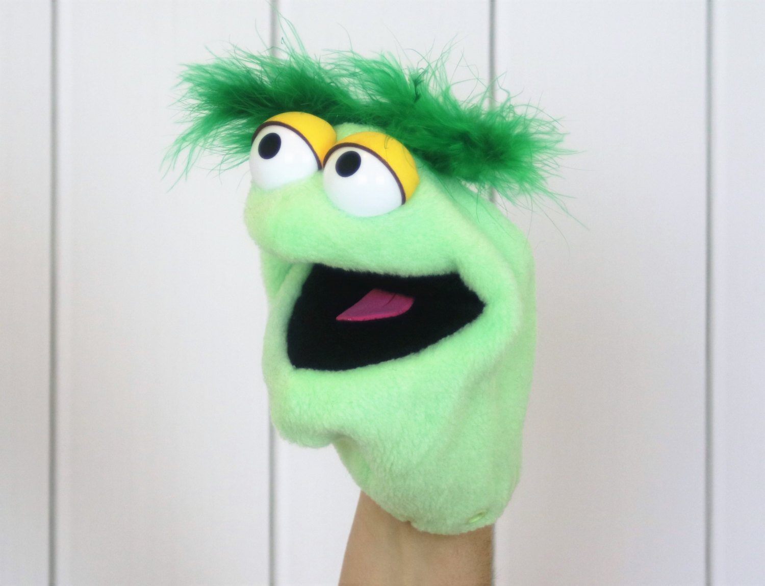 🖐 Can We Guess If You’re Left or Right-Handed? hand puppet