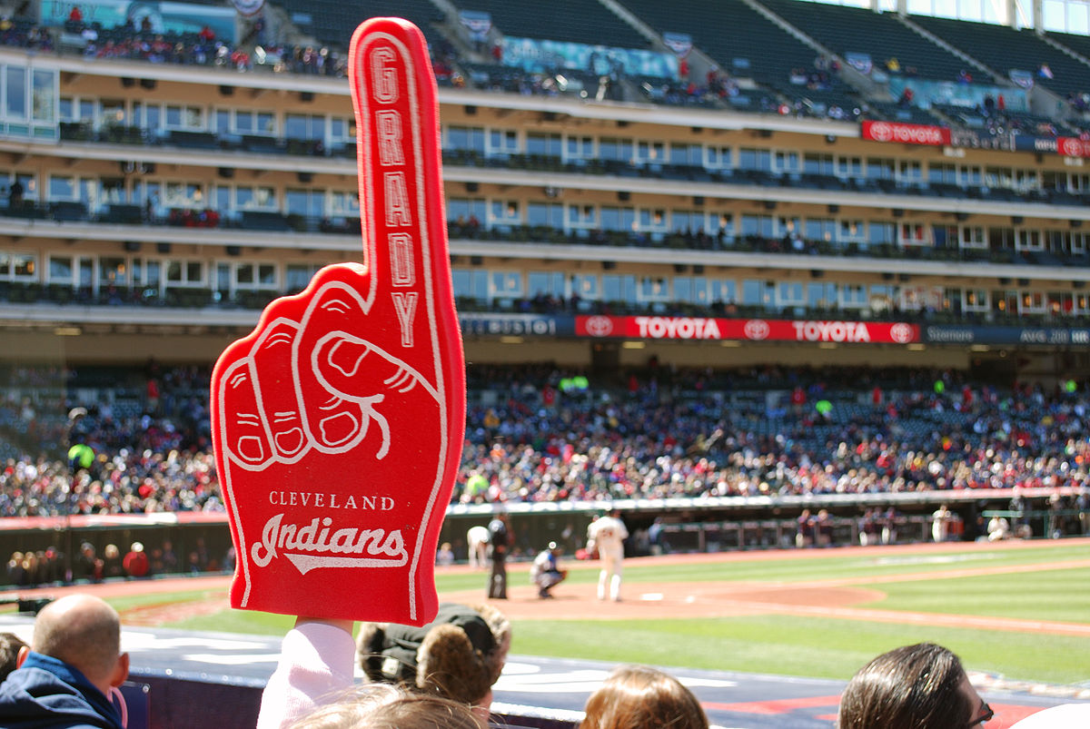 🖐 Can We Guess If You’re Left or Right-Handed? foam finger