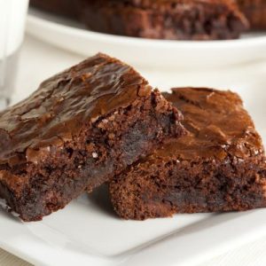 Order a Cafeteria Lunch and We’ll Reward You With a ’90s Teen Heartthrob Boyfriend Fudge brownie