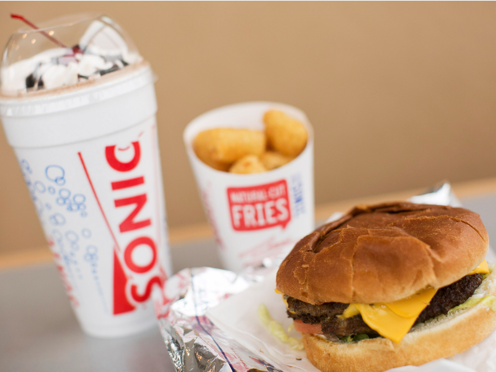 This Overrated/Underrated Fast Food Quiz Will Reveal Your Biggest Pet Peeve Sonic Drive In