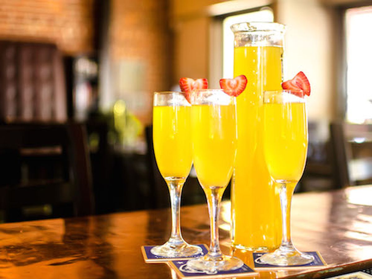 Eat a 🥂 Bougie Brunch and We’ll Determine What 🎉 Holiday Matches Your Vibe mimosas