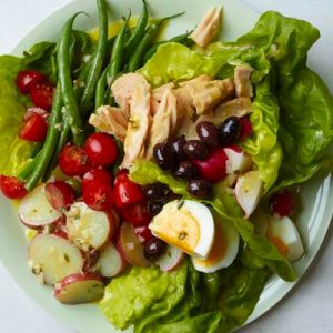 Eat Your Way Through the Alphabet and We’ll Tell You What % Genius You Are Niçoise salad