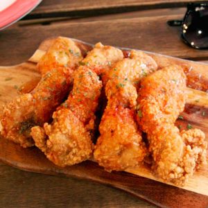🍗 Everyone Has a Chicken Wing Flavor That Matches Their Personality — Here’s Yours 4