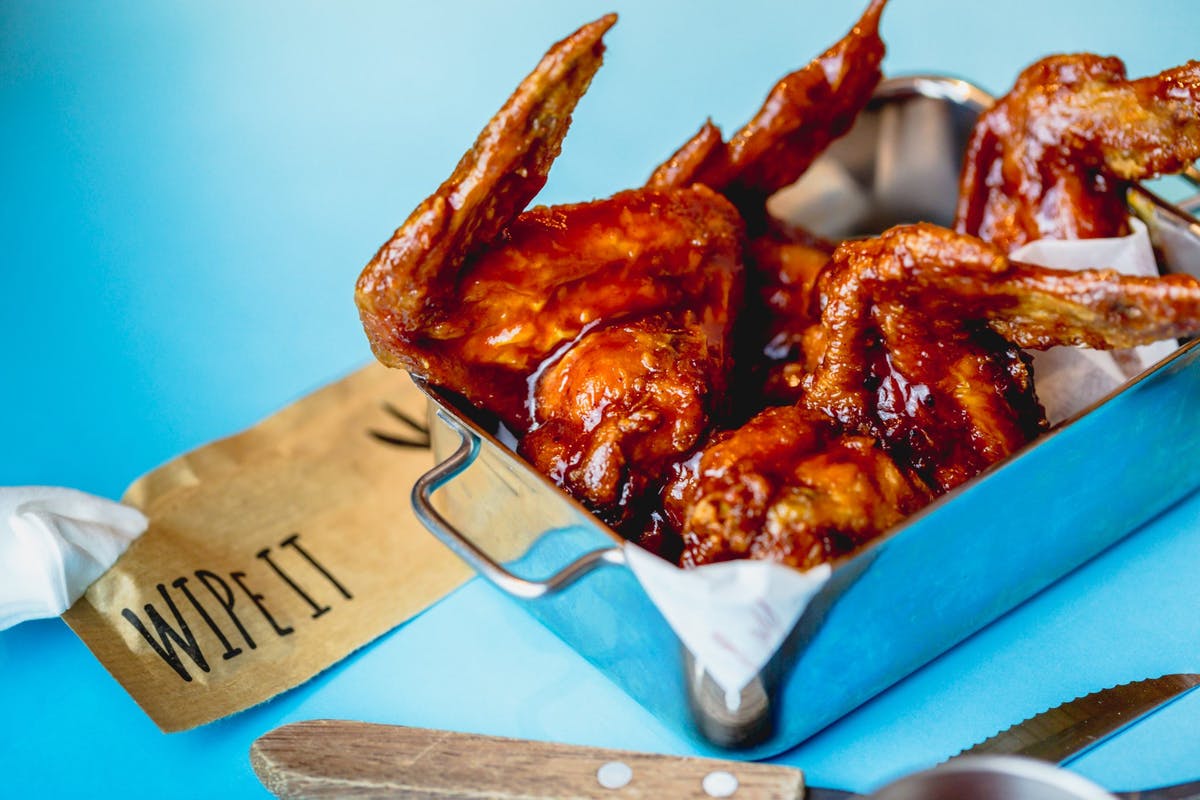 🍗 Everyone Has a Chicken Wing Flavor That Matches Their Personality — Here’s Yours 1121