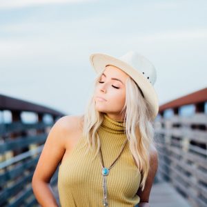 Stop Everything & Play This Travel Quiz To Know If You're Introvert Or Extrovert Necklace