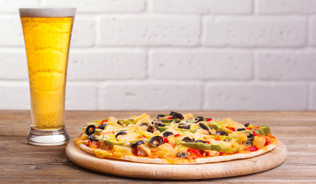 🍕 Order a Pizza and We’ll Tell You Which Marvel Superhero You Are drink with pizza