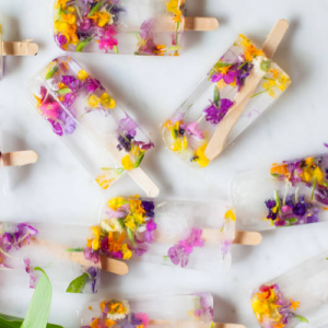This Food Test Will Reveal If You’re an 😄 Optimist or a 😟 Pessimist Edible flowers