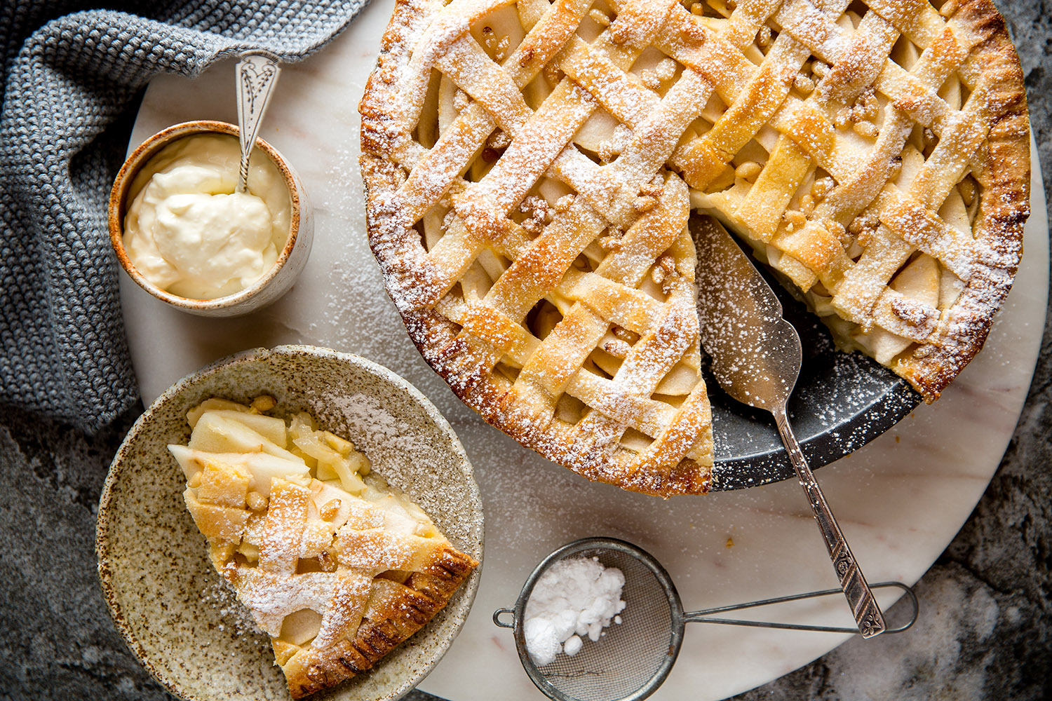 We Can Tell If You’re Weird or Not Weird Based on Whether You Eat These Foods With a 🍴Fork or Spoon Apple pie and clotted cream
