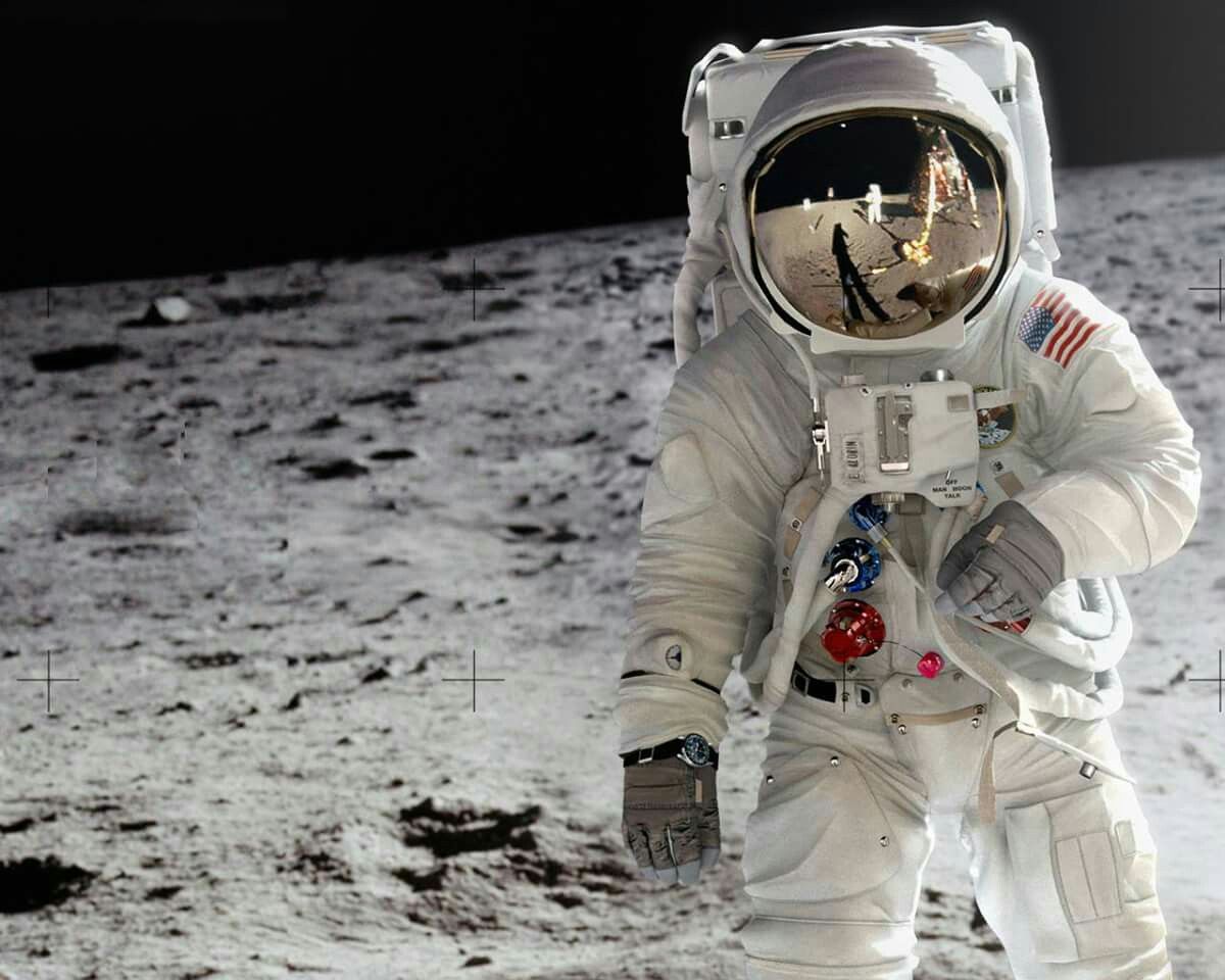 If You Get 12/15 on This Quiz, You Are a 🚀 Space Race Expert person walking on the moon