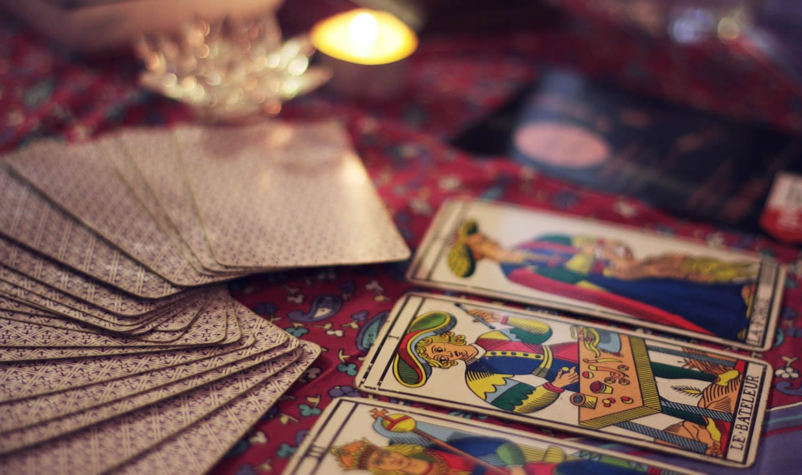 Which Greek God Are You? tarot card reader