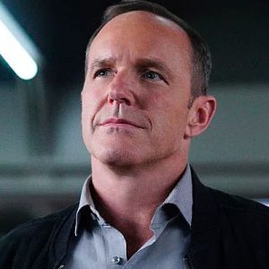 Assemble a Team to Fight Thanos in Infinity War and We’ll Reveal If You Won or Not Agent Coulson