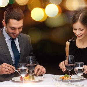 Everyone Has a Male Celeb Soulmate in His 30s — Here’s Yours Eating out