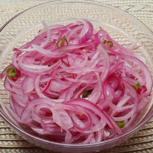 🥪 Can We Guess What You Look Like Based on the Sandwich You Make? Onion