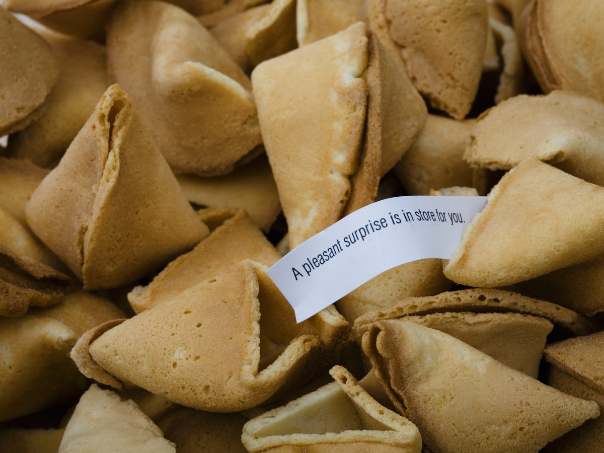 Sorry, But Only 1 in 10 People Can Pass This General Knowledge Quiz Broken fortune cookies and one fortune