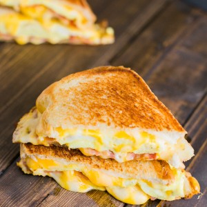 Choose Between Normal or Trendy Foods and We’ll Tell You If You’re More Shy or Outgoing Classic grilled cheese