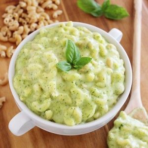 Choose Between Normal or Trendy Foods and We’ll Tell You If You’re More Shy or Outgoing Green mac n\' cheese